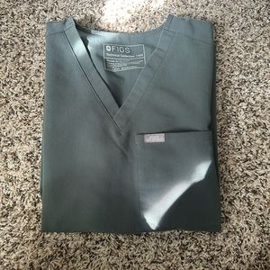 XXS One Pocket Catarina Scrub Top in Bonsai